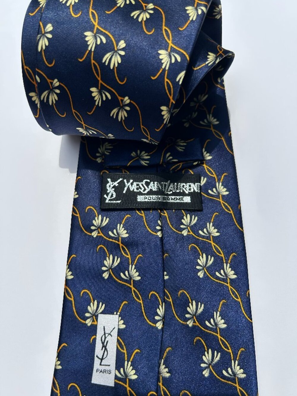Yves Saint Laurent Silk Tie – Blue Floral Pattern – 58" Length – Made in Italy